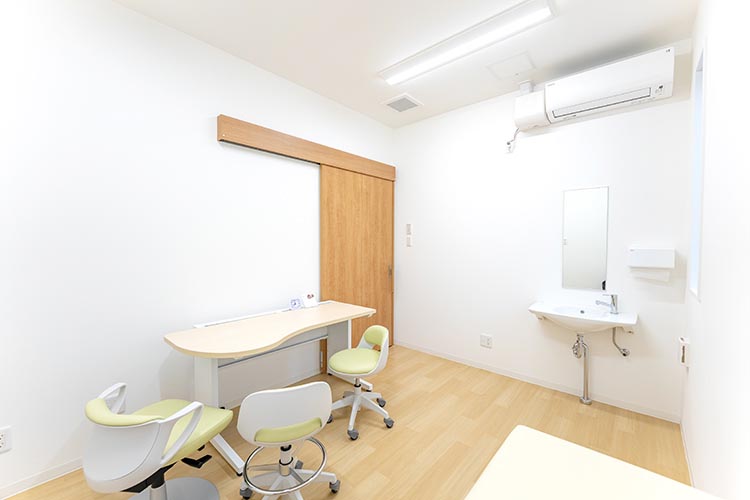診察室2